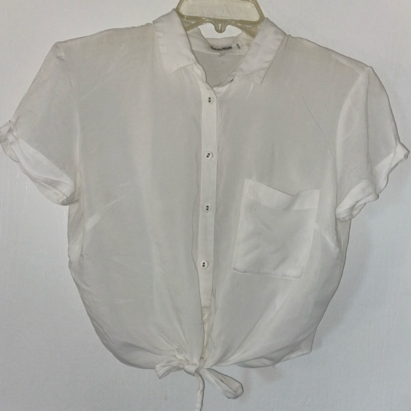 Light cropped tie off button up blouse - Picture 2 of 4
